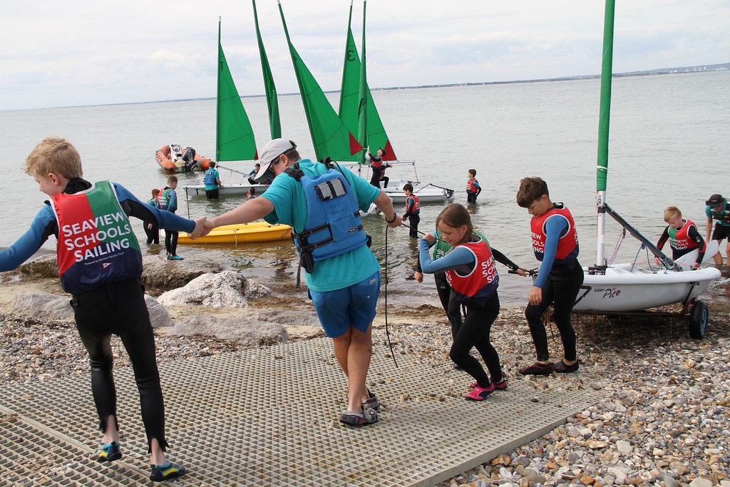 Children sailing on the Isle of Wight